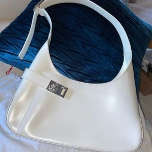 VTG white leather ferragamo shoulder bag